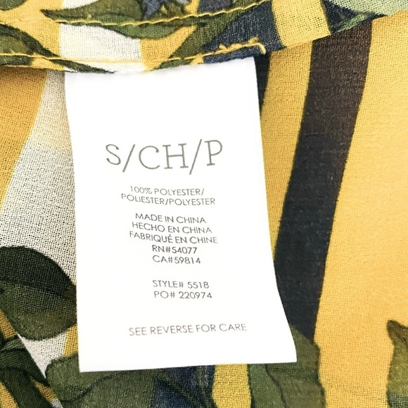 CAbi Floral Spring Scene Ruffle Bell Sleeve Blouse Size S - Picture 7 of 8